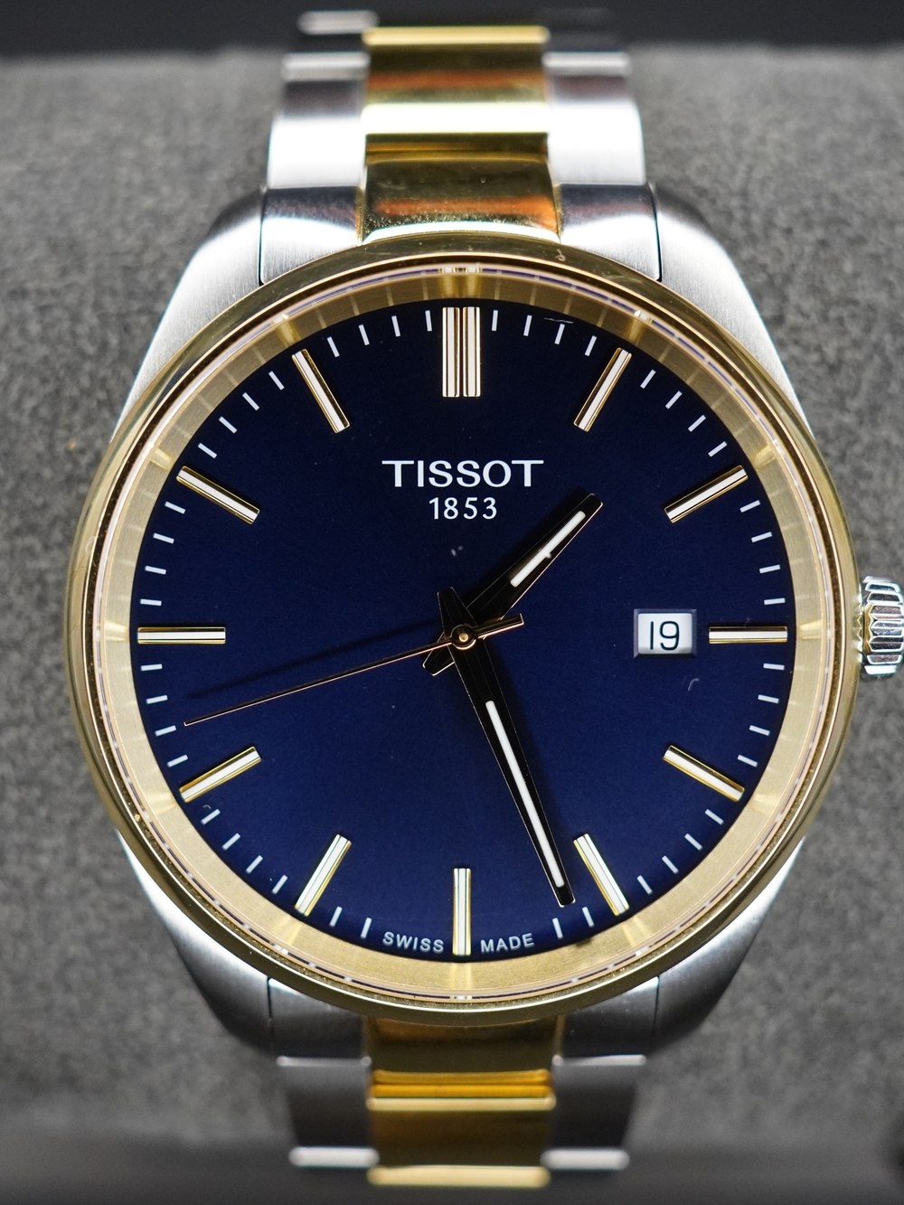 Tissot T150410A Quartz Two-Tone Blue Dial Men's Watch Sapphire 40mm 10 Bar